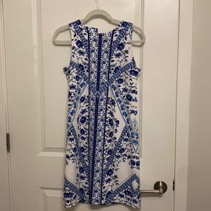 Blue and White Banana Republic Size 4 Shift Dress